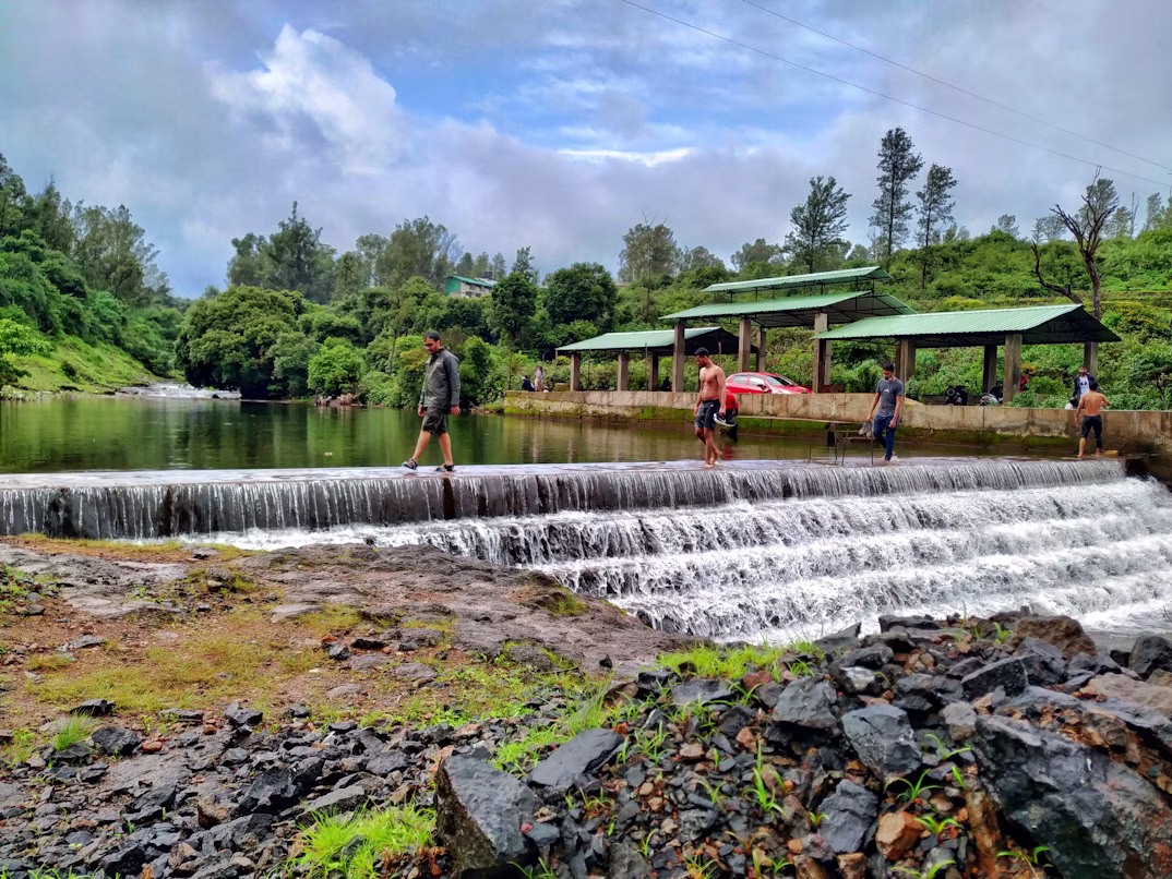 महाबळेश्वर Monsoon Trip: पावसाळ्यात Hill Station